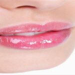 अपने होठों को बनाएं गुलाबी और सॉफ्ट, ये है तरीका || Make your lips pink and soft
